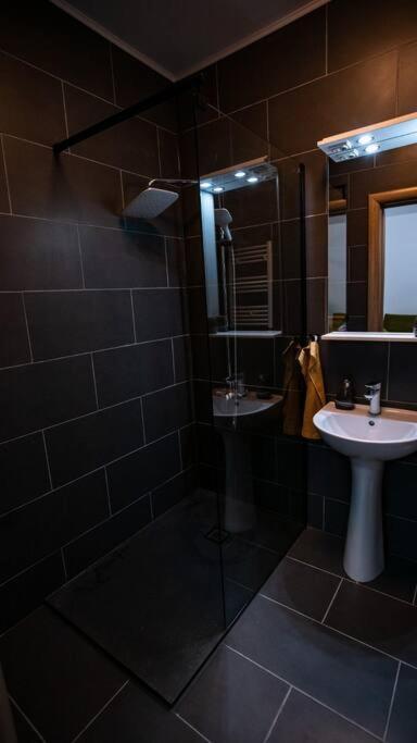 Sunrise Apartment オラデア エクステリア 写真